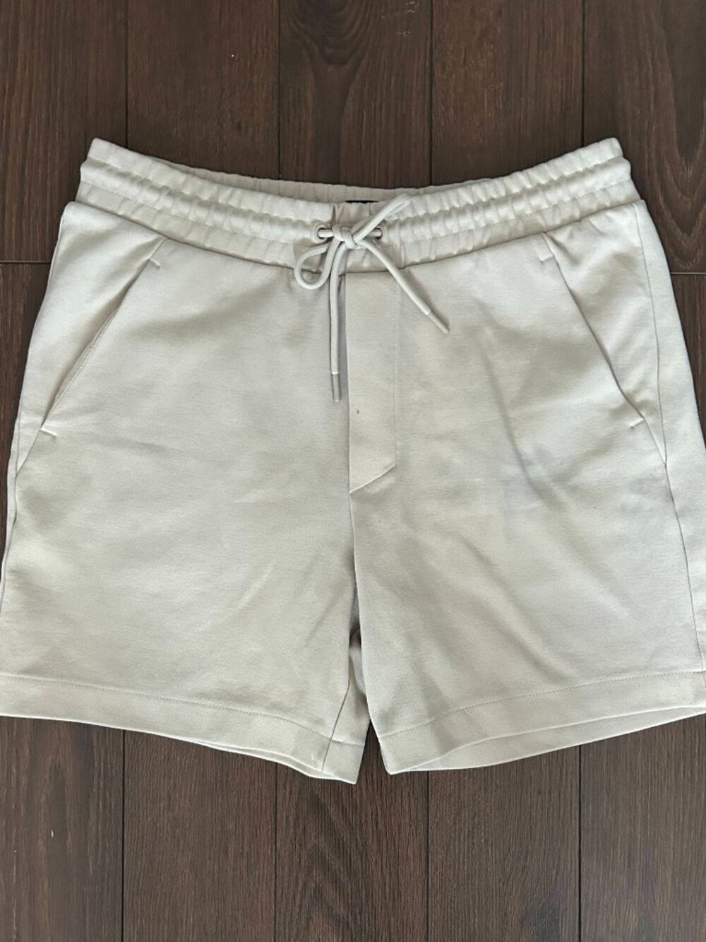 Beige H&M Shorts (Size M)